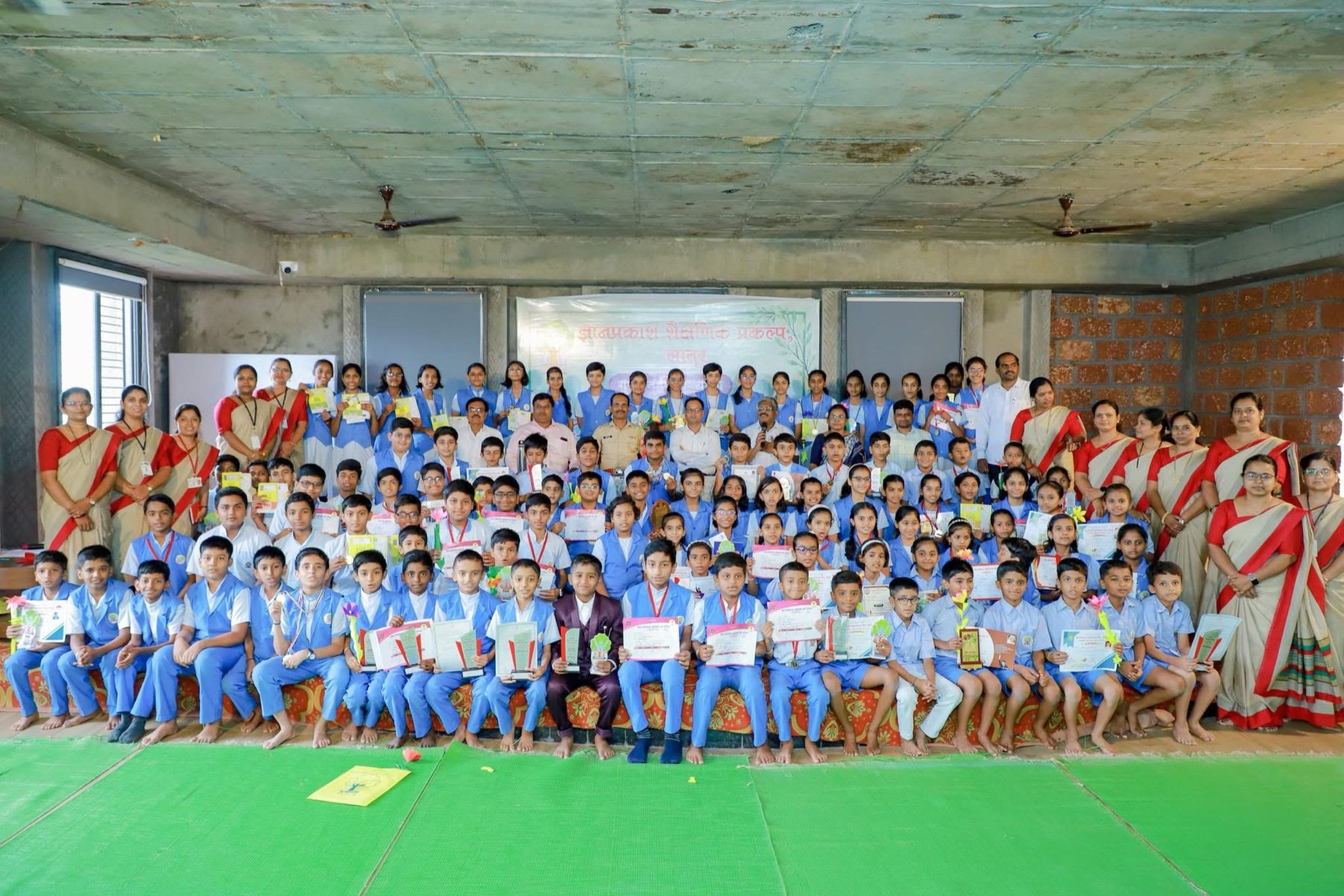 Felicitation ceremony at Dnyanprakash honouring 142 meritorious students in various competitive exams