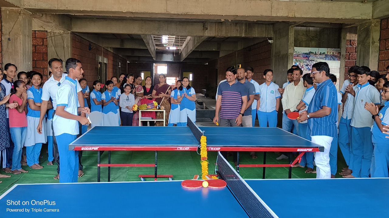 Gallery Academics — Math class in progress